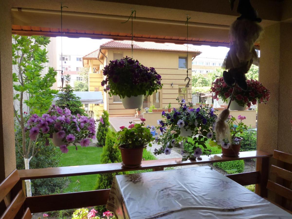 Casa Edwin Bed & Breakfast Constanta Bagian luar foto
