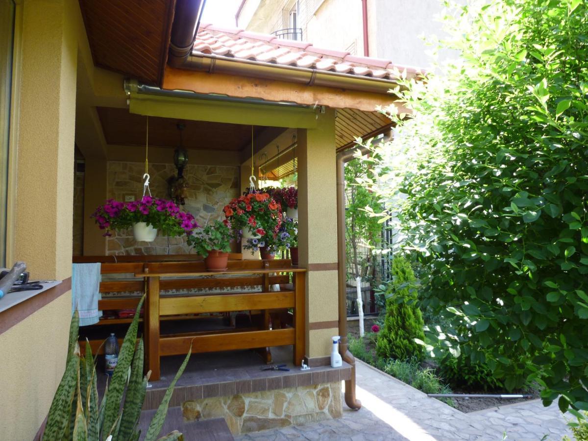 Casa Edwin Bed & Breakfast Constanta Bagian luar foto