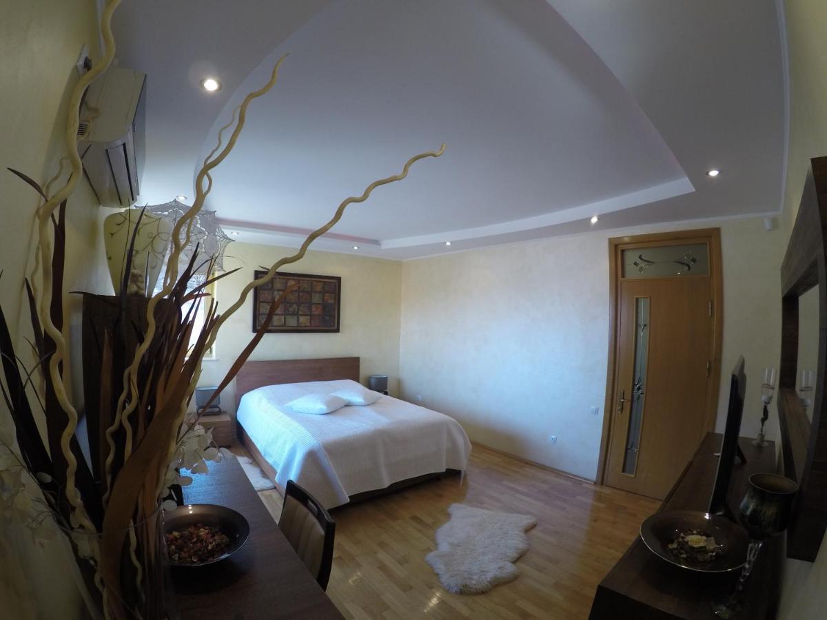 Casa Edwin Bed & Breakfast Constanta Bagian luar foto