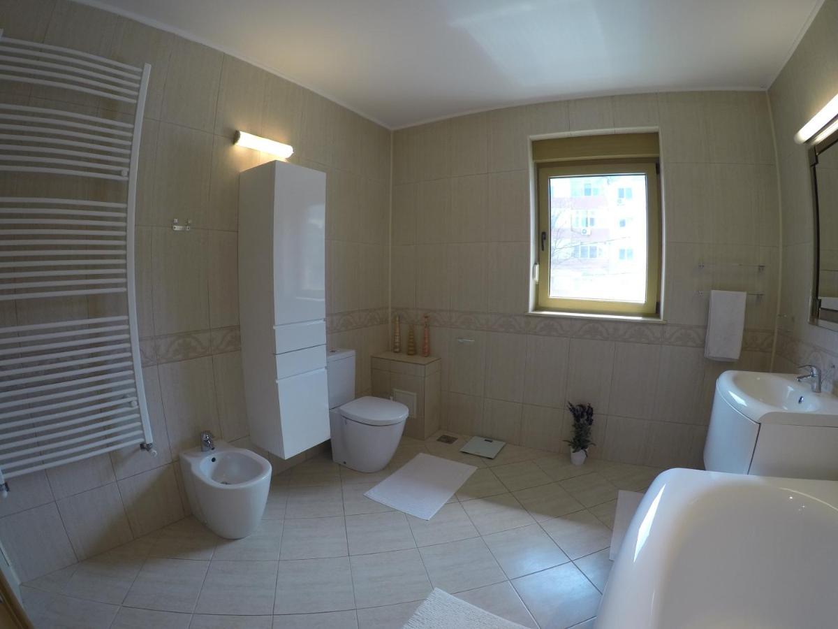 Casa Edwin Bed & Breakfast Constanta Bagian luar foto