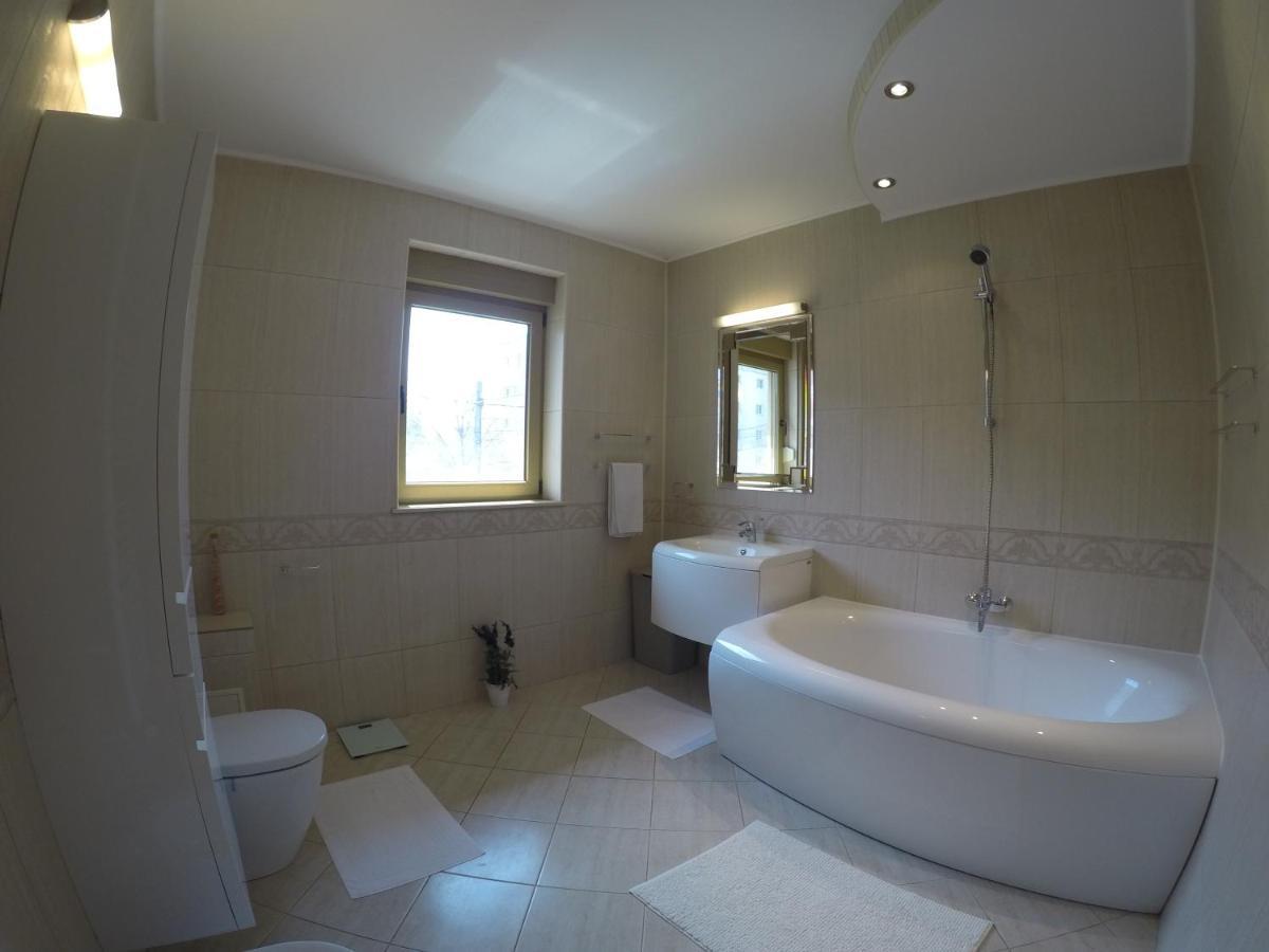 Casa Edwin Bed & Breakfast Constanta Bagian luar foto